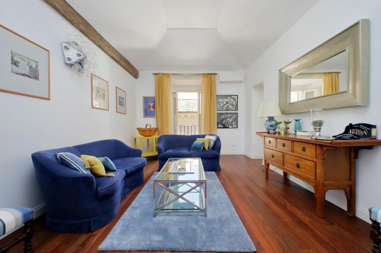 Apartmán Ych-Penthouse Fiammetta A Piazza Navona Řím Exteriér fotografie
