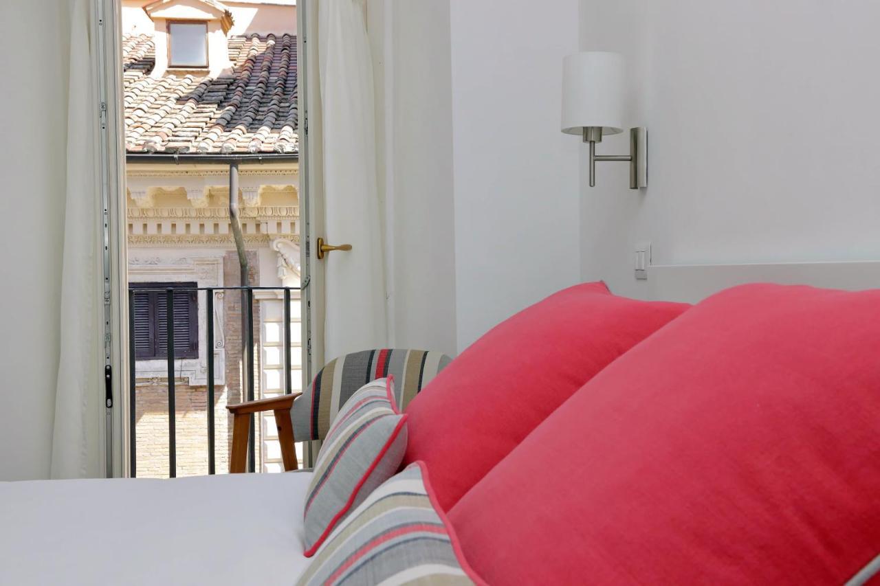 Apartmán Ych-Penthouse Fiammetta A Piazza Navona Řím Exteriér fotografie